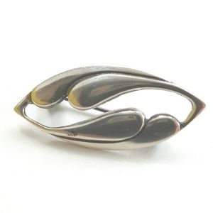 Small Brooch 825 Sterling Silver Feminine Eye Shape